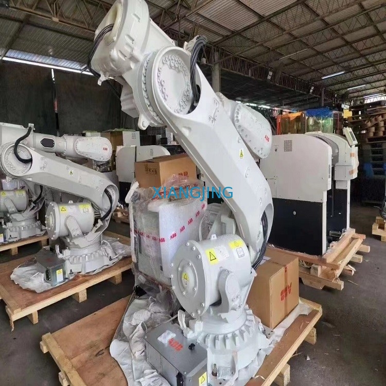 6700-205/2.8 unterrichten industrielle benutzte Nutzlast ABB-Roboter-205kg mit Kabinett hängendes