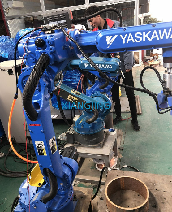 Achse Hand-AR1440 zweites Yaskawa schweißenden Roboter-6 mit Nutzlast 12kg mit schweißendem System